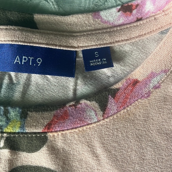 Apt. 9 top - Picture 4 of 5